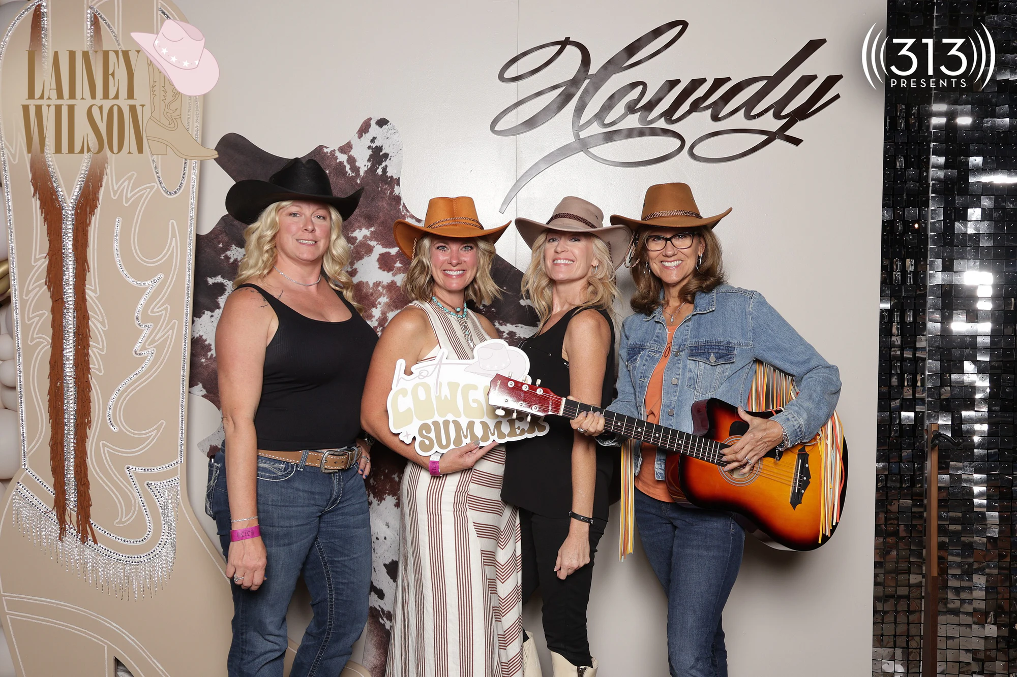 Lainey Wilson with 313 Presents — Activation