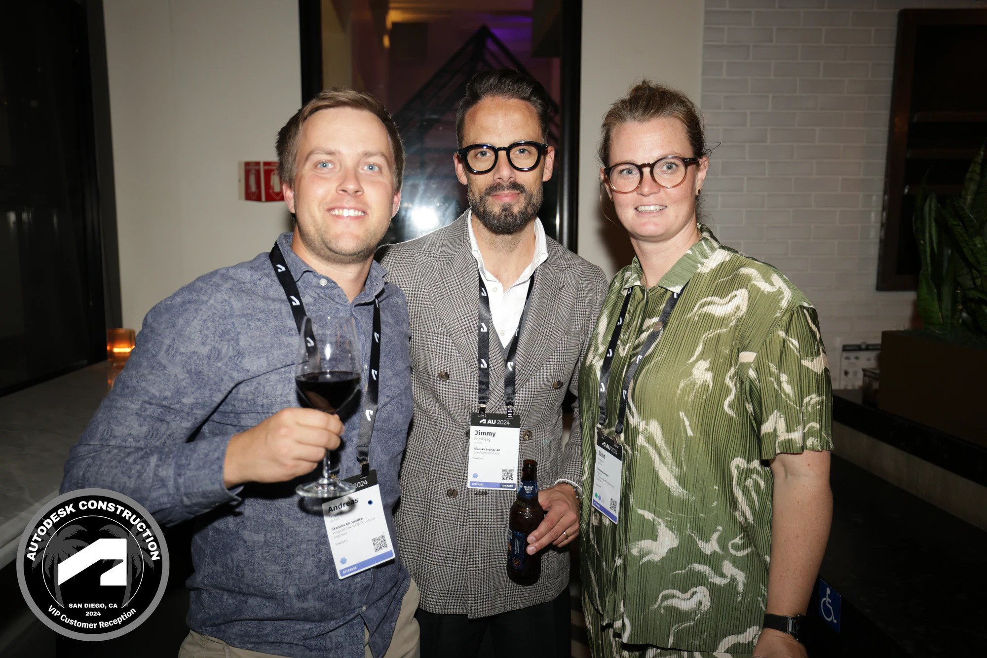 VIP reception: three with wine, relaxed at Autodesk University 2024