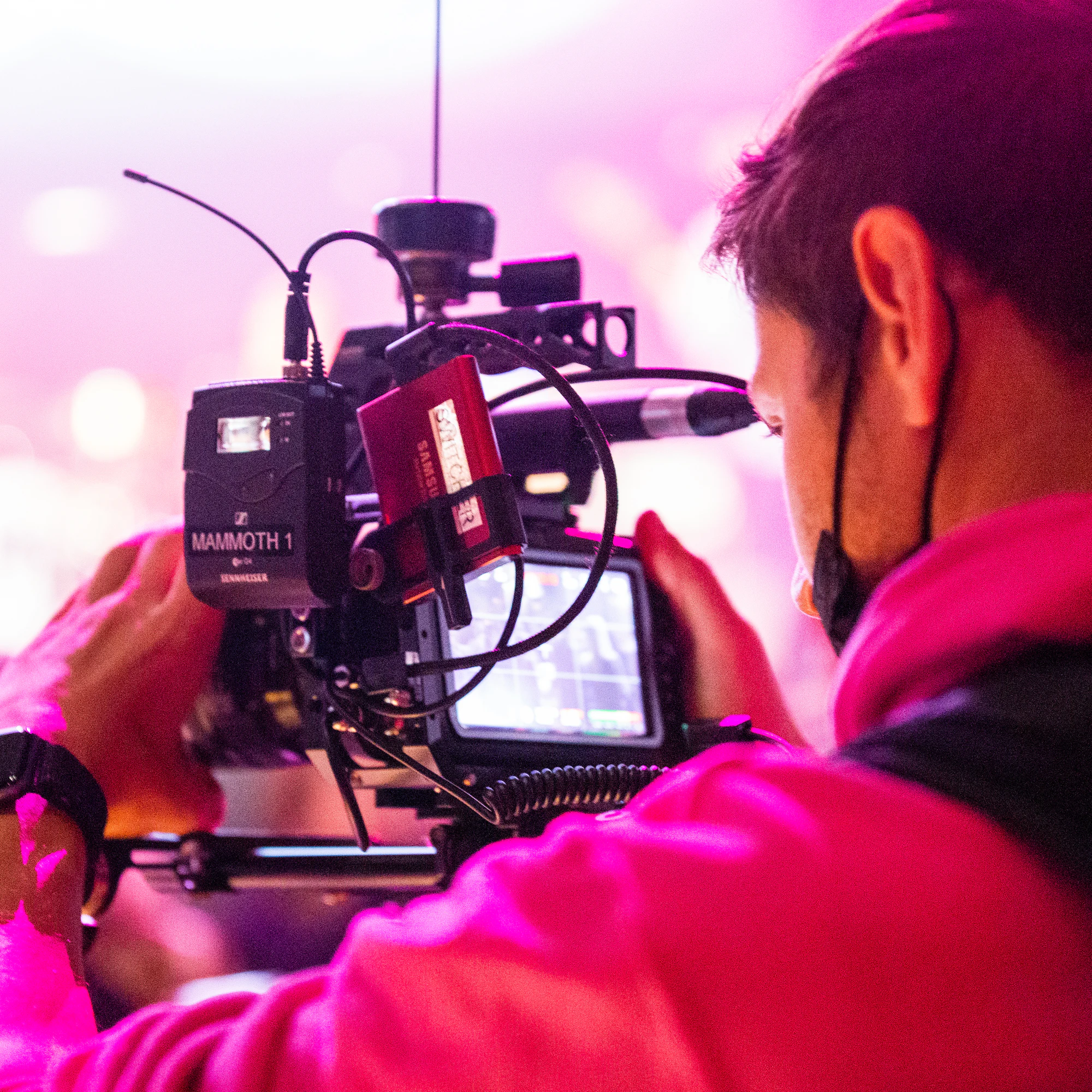Camera rig labeled MAMMOTH 1 filming the concert at Owens Corning at the 2021 Las Vegas Bowl