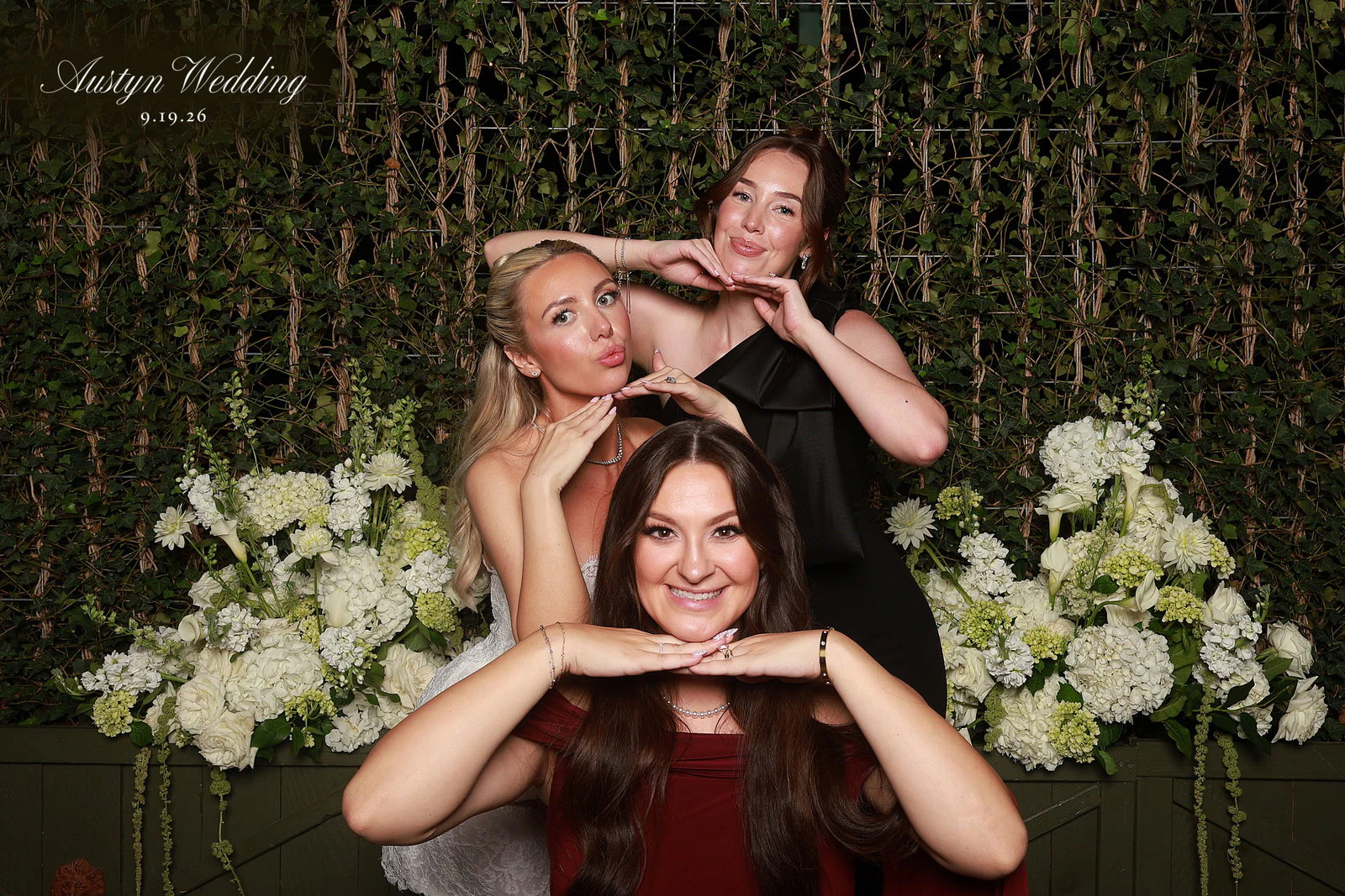 Ryley + Lauren at Planterra Conservatory — Wedding